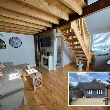 The Shack - Thatched Self Contained Annex Collingbourne Ducis Luaran gambar